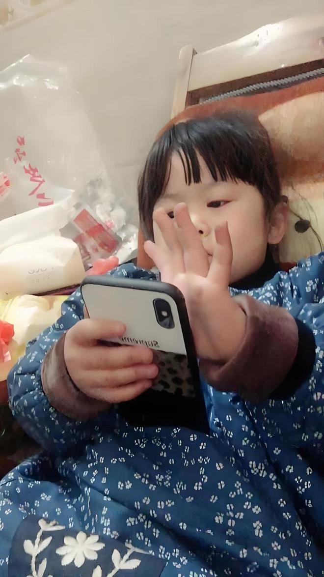 》：被手机控制了不要怕教你夺回主动权long8唯一中国网站《放不下的手机(图2)