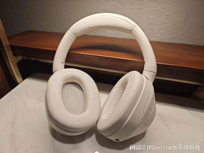 代在ULT WEAR上青出于蓝延续索尼传统的重低音于无线时(图11)